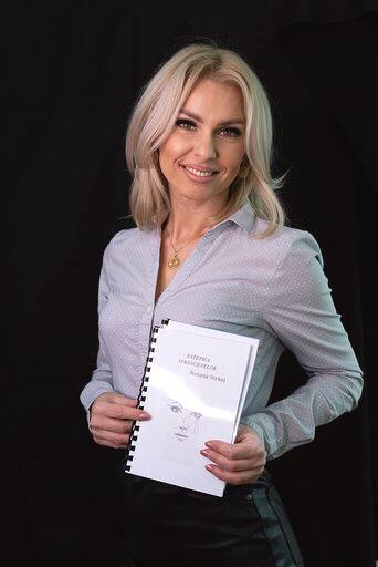 Trainer-ROXANA-STRĂUȚ